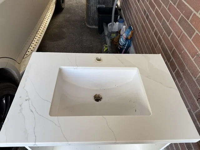 Vanity for sale image indicator(2)