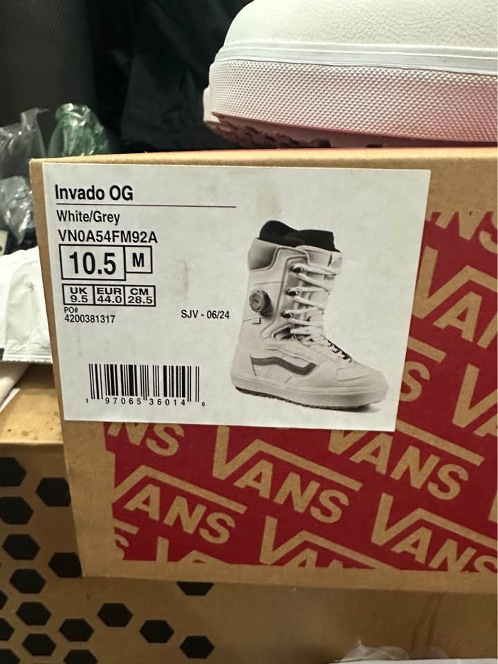 Vans Invado OG Snowboard Boots 2026 - Men 10.5 - photo 5