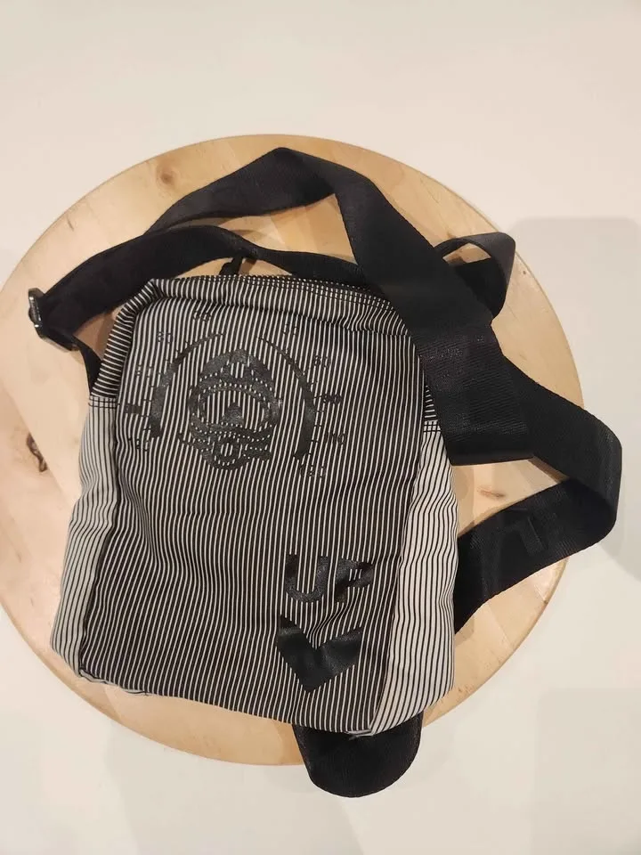 Vintage diesel messenger bag image indicator(3)