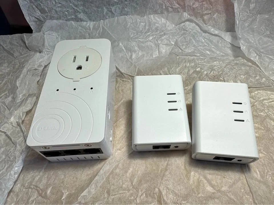 D-Link PowerLine 3-Port Passthrough Adapter Kit DHP-P339AV 308AV