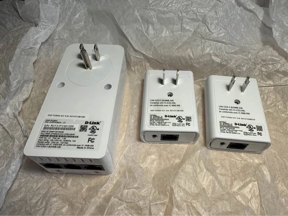 D-Link PowerLine 3-Port Passthrough Adapter Kit DHP-P339AV 308AV image indicator(2)