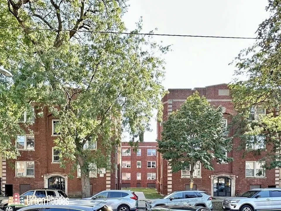 1 Bed 1 Bath Apartment