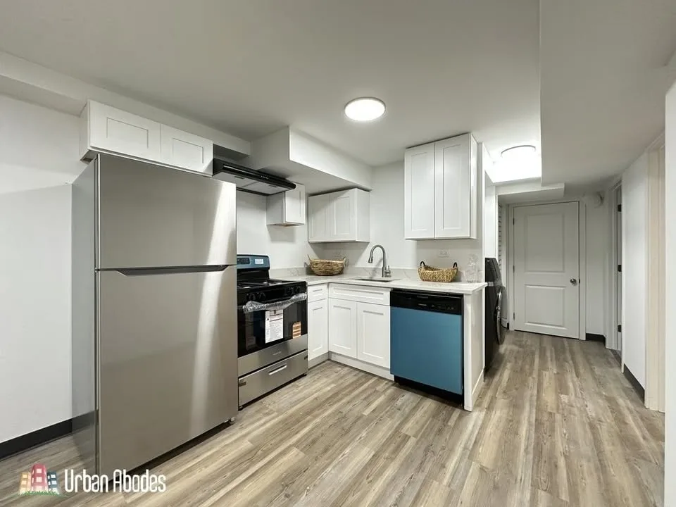 2 Beds 2 Baths Apartment image indicator(2)