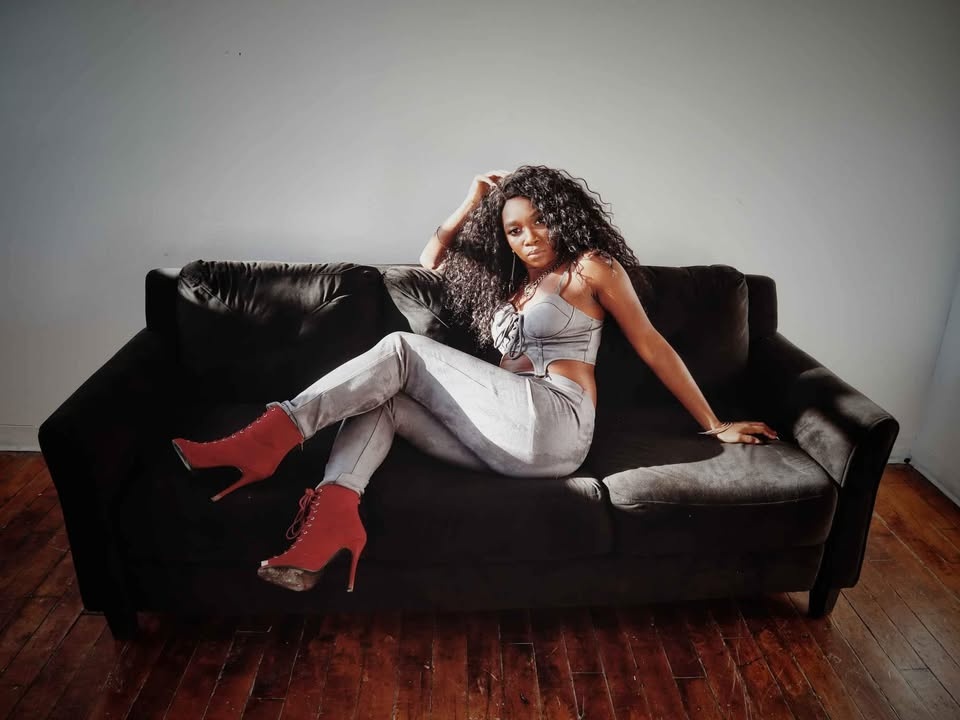 Kaylee Hotter The H3ll SET Gray - photo 2