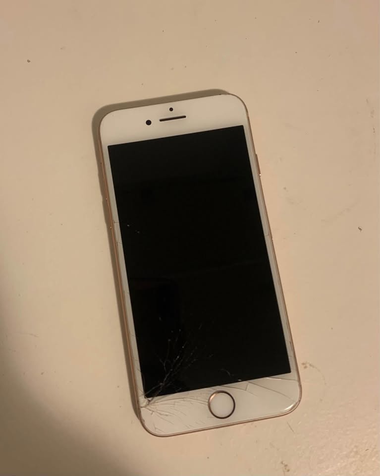 IPhone 8 for sale - photo 2