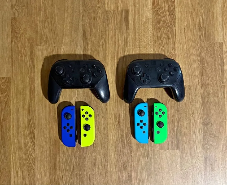 Nintendo Switch Official Controllers Fully Functional - $50 each