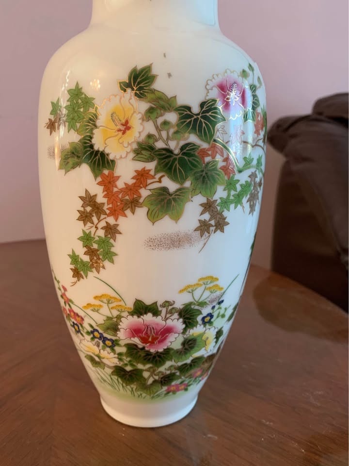 Porcelain Vase 12”H - photo 3