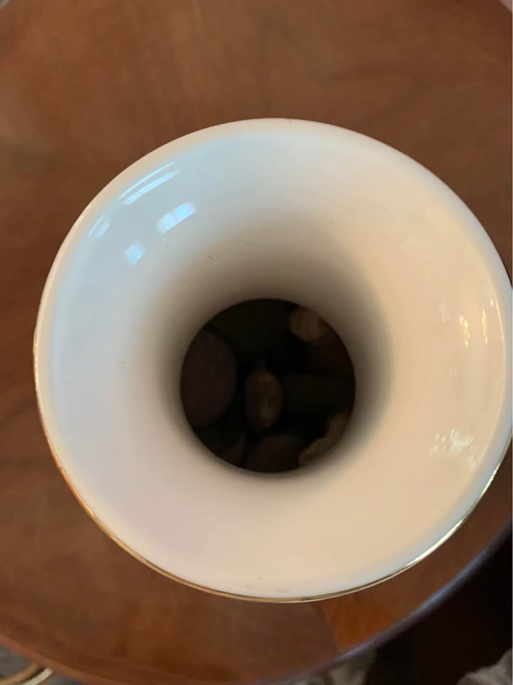 Porcelain Vase 12”H - photo 5