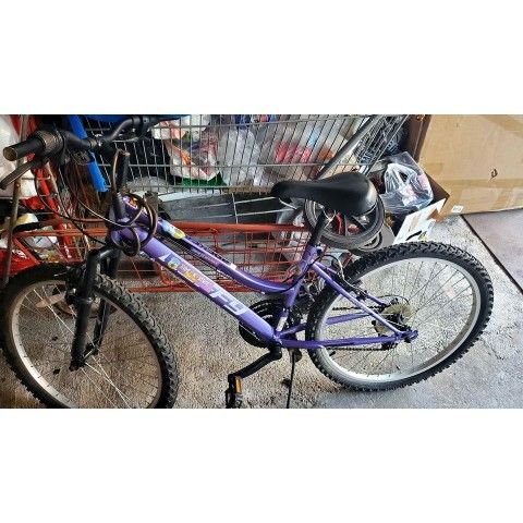 PURPLE HUFFY 24" Bike MOVING SALE!!