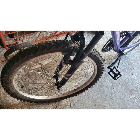 PURPLE HUFFY 24" Bike MOVING SALE!! - photo 4