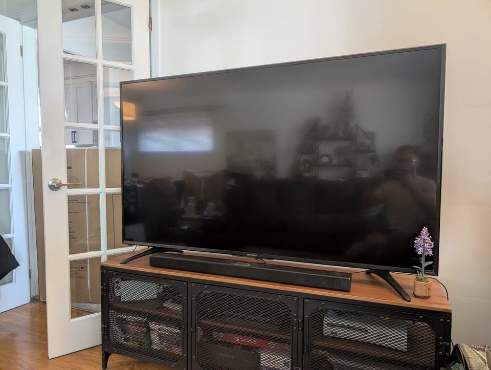 65" Sharp 4k Roku TV - photo 3