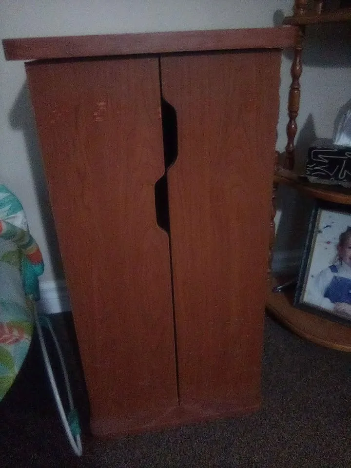 CD/DVD cabinet for sale, unused and in great condition