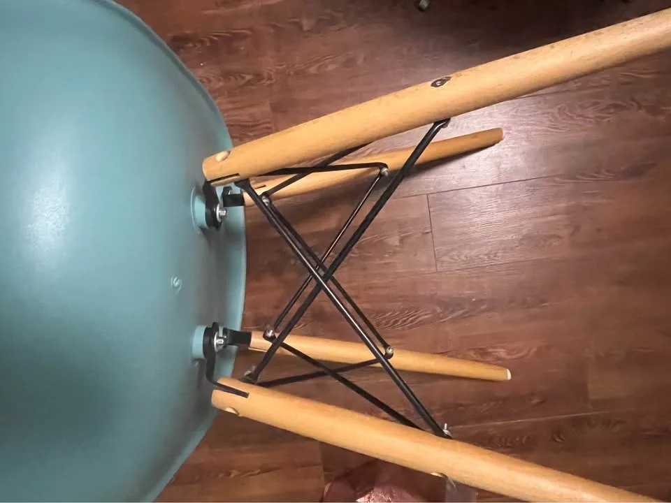 1 mint Eiffel chair + 1 free image indicator(5)