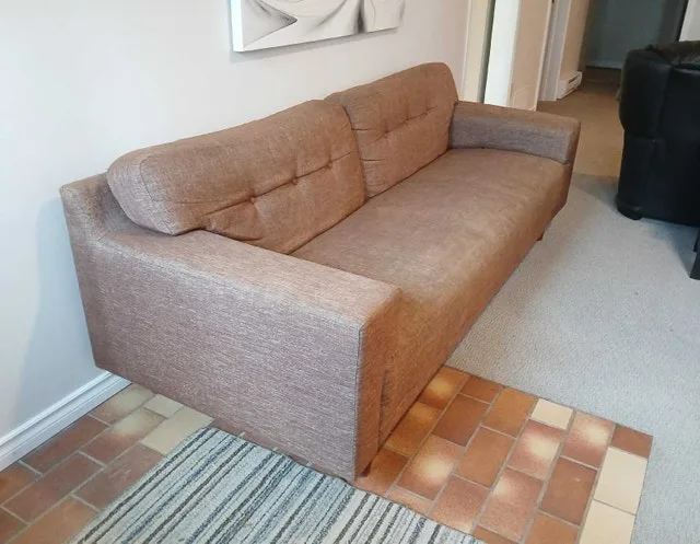 4 seater couch image indicator(2)