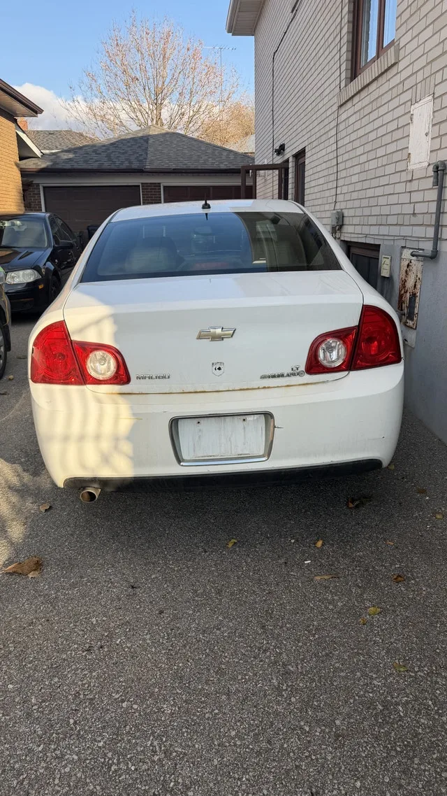 2009 Chevrolet Malibu LT image indicator(2)