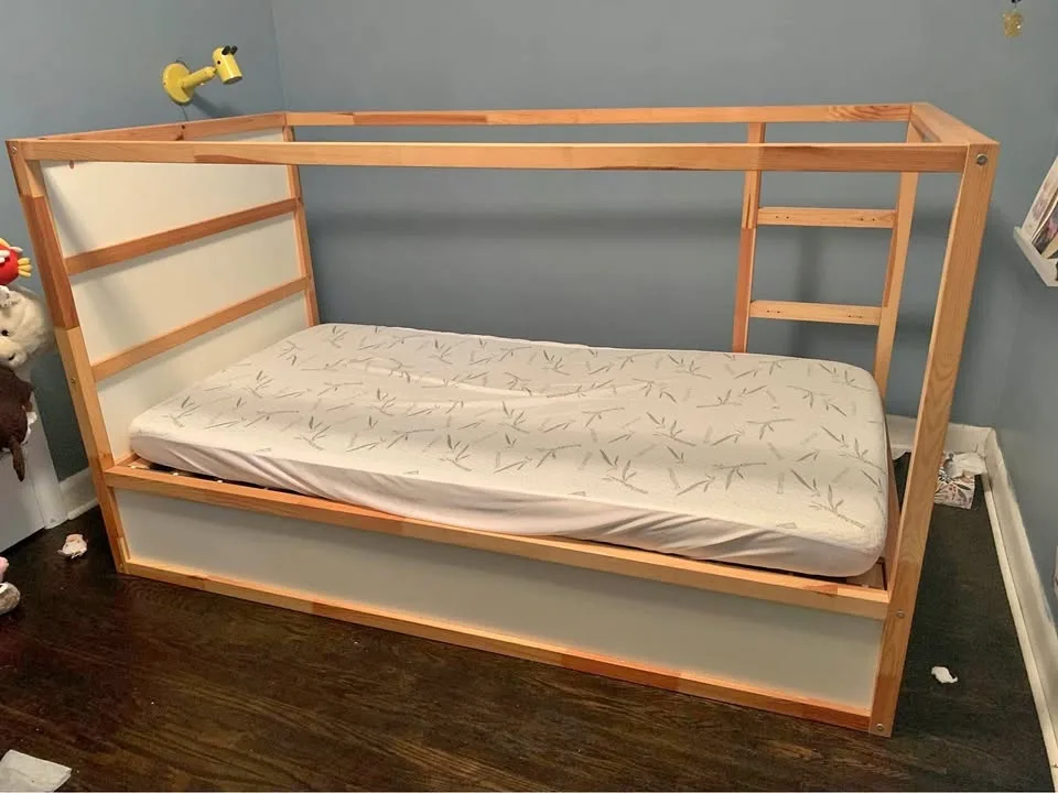 IKEA Kura bed