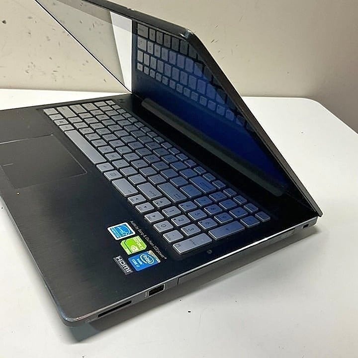 ASUS Q550LF Laptop 15.6" TOUCH i7, 8GB RAM 256GB SSD