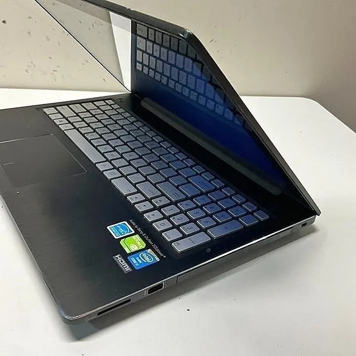 ASUS Q550LF Laptop 15.6" TOUCH i7, 8GB RAM 256GB SSD