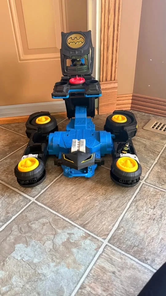 Batmobile Remote Car image indicator(2)