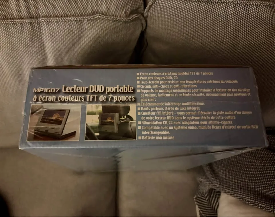 Sealed Portable Mobile DVD Player image indicator(2)