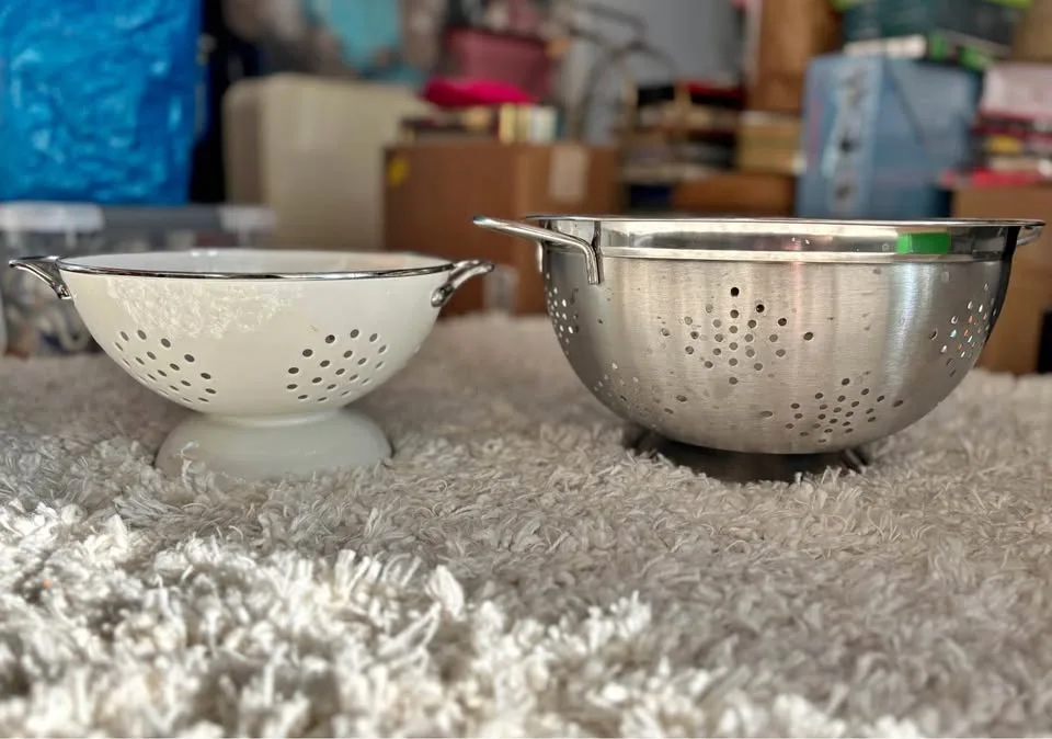 Two Colanders/ Strainers