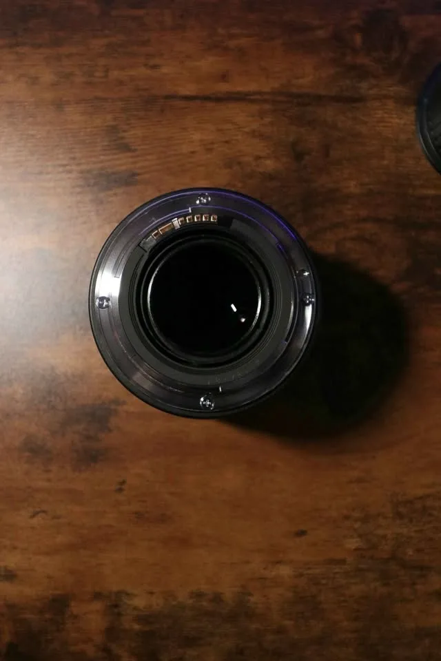 Canon 50mm f/1.4 — Professional Portrait Lens — Razor Sharp image indicator(3)