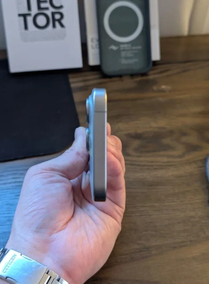 Apple iPhone 15 Pro 128GB image indicator(8)