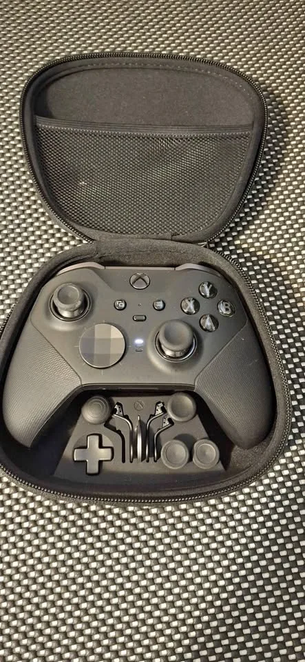 Xbox elite controller in brand new condition
