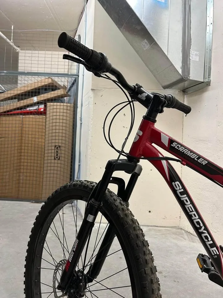 Supercycle Scrambler DS Mountain Bike, 27.5-in image indicator(8)