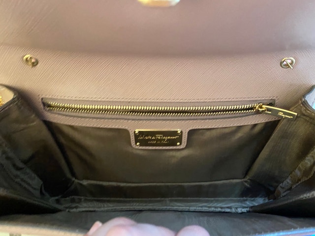 Salvatore Ferragamo bag - photo 3
