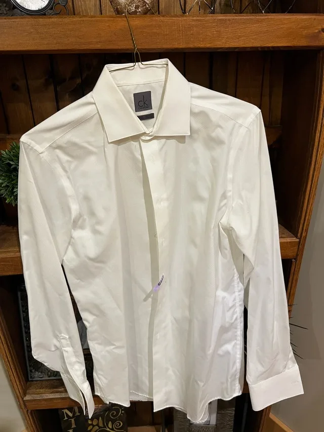 Calvin Klein Dress Shirt lot image indicator(3)