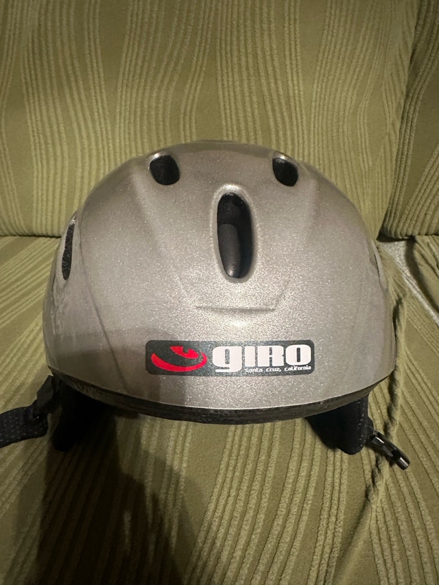 Giro snow helmet in size M/L