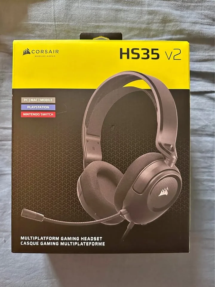 CORSAIR HS35 v2 Gaming Headset