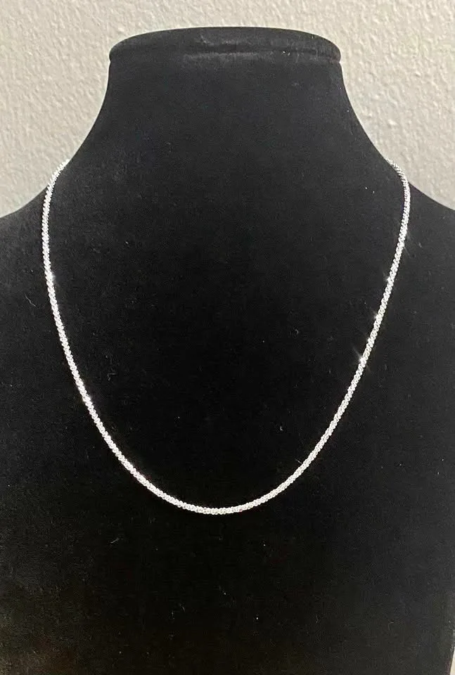 16in 925 Sterling silver twisted rock necklace