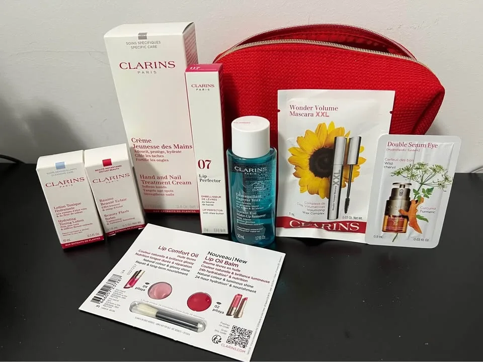 Clarins Holiday Gift Set – Brand New image indicator(3)