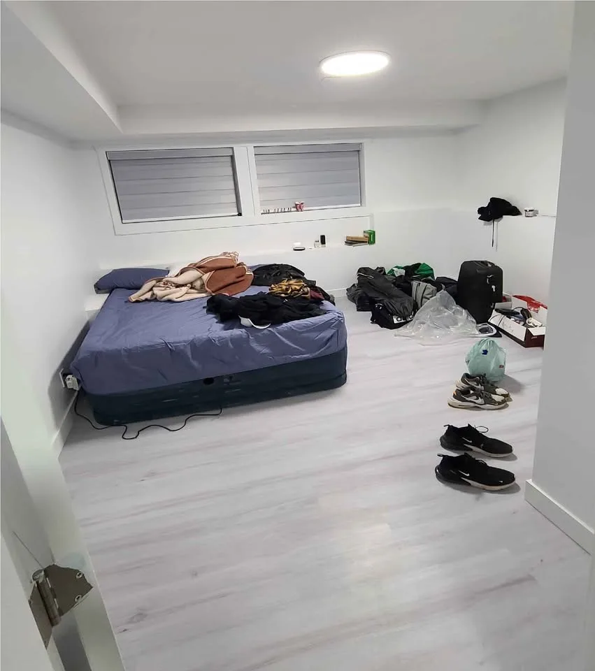 2 Beds 1 Bath - House image indicator(4)