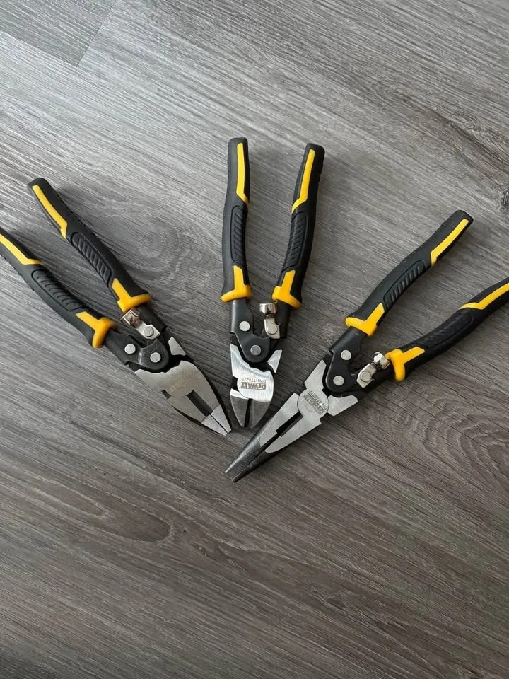 DEWALT Compound Pliers image indicator(3)