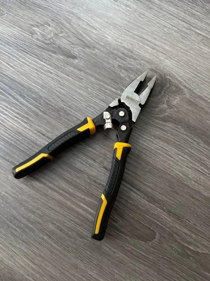DEWALT Compound Pliers image indicator(4)