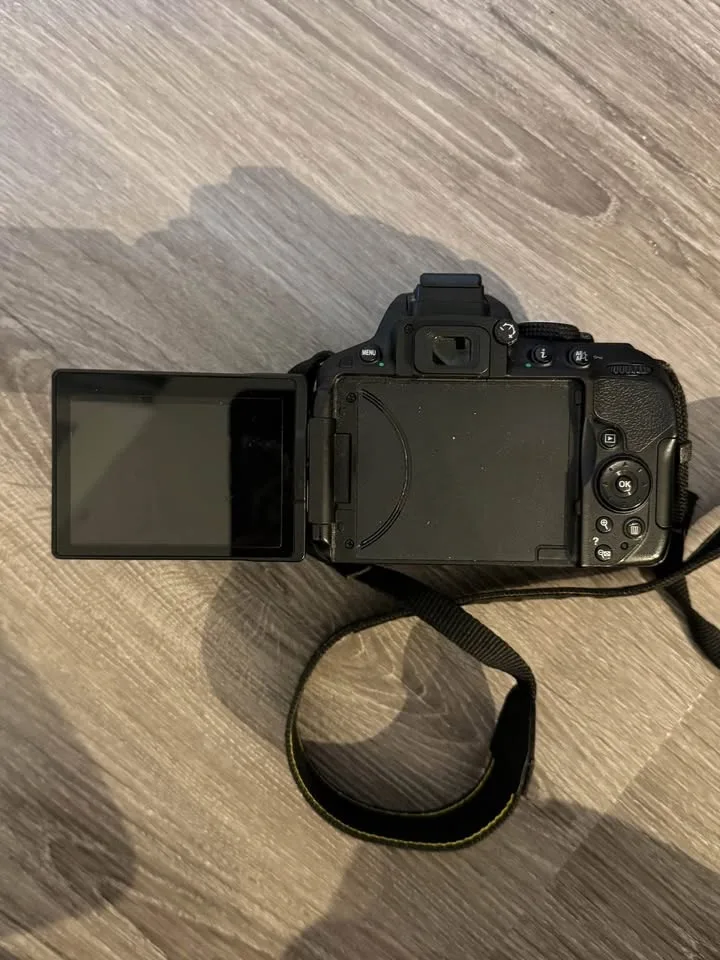 Nikon D5300 camera set (read description) image indicator(4)