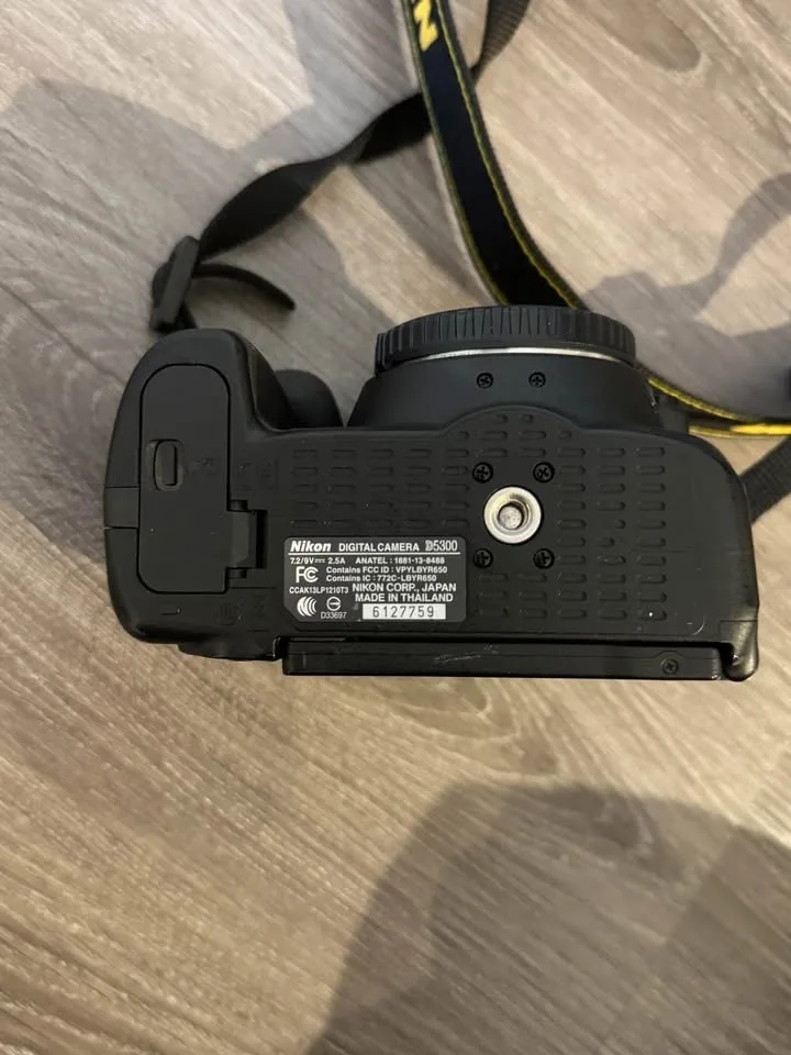Nikon D5300 camera set (read description) image indicator(7)