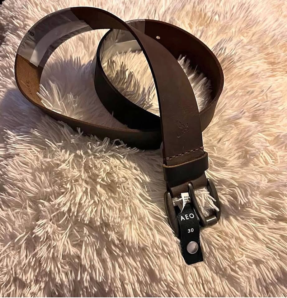 MENS BELTS SIZE:30 PRICE:$35 MATERIAL: LEATHER BRAND: AMERICAN E