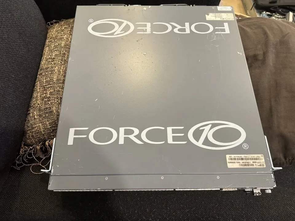 Force10/Dell S60-44T Network Switch image indicator(2)