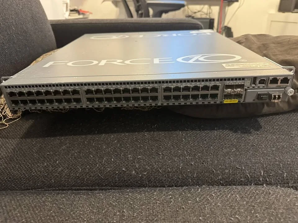 Force10/Dell S60-44T Network Switch image indicator(3)