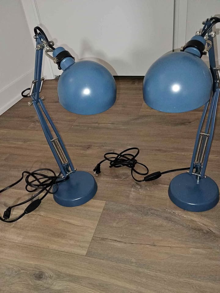Desk/Nightstand lamp