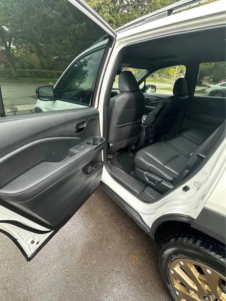 Car Detailing (not mobile) image indicator(5)