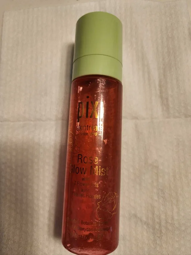 Pixi Rose Glow Mist image indicator(2)