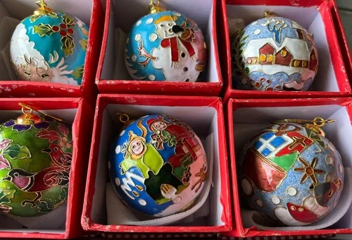 Hand Crafted Cloisonne Enameled Christmas Ball Ornament Sold By image indicator(2)