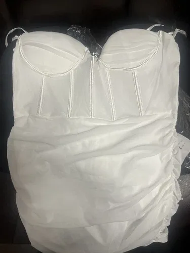 Ruched Bodycon Sleeveless Mini Dress. Small. image indicator(3)