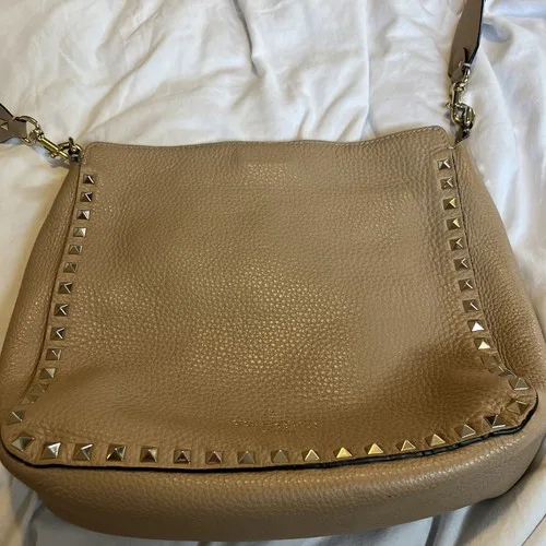 Valentino Rockstud Crossbody Nude Medium image indicator(2)