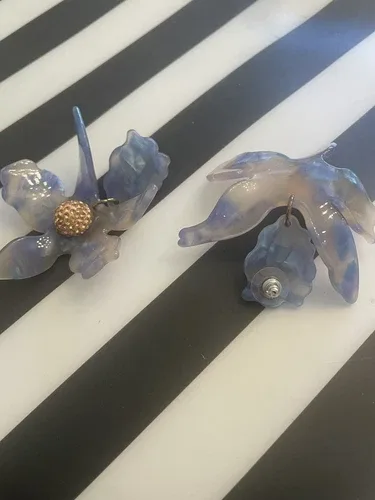 Designer Lele Sadoughi Crystal Lily Necklace Set Ring Earrings image indicator(4)